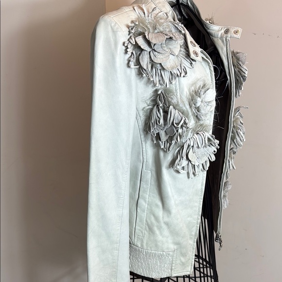 Patrizia Pepe Cream Leather Jacket with Ruffle Details - Picture 6 of 12